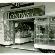 Shopfront Londys cafe, Toowoomba, 1962